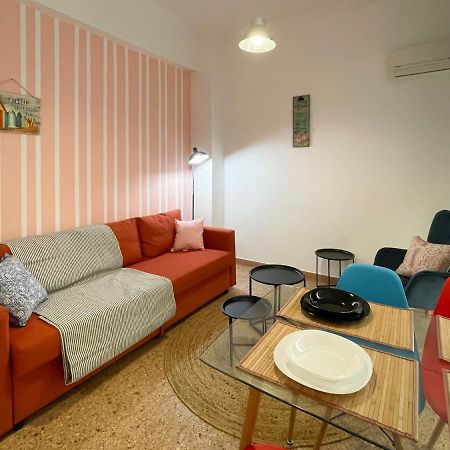 Soho Vibrant 55Sqm Apt In Атина Екстериор снимка