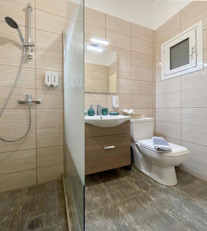 Soho Vibrant 55Sqm Apt In Атина Екстериор снимка